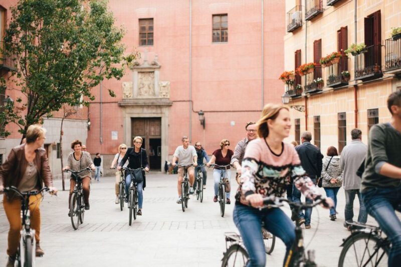 top-highlights-of-madrid-bike-tour-3hrs-e-bike-optional
