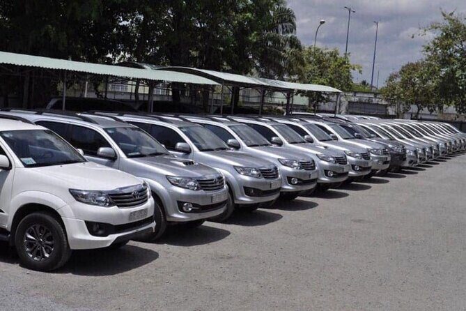 (TOP) Private car: Hanoi/Noi Bai Airport (HAN) from/to Ha Long - An In-Depth Look at the Transfer Service