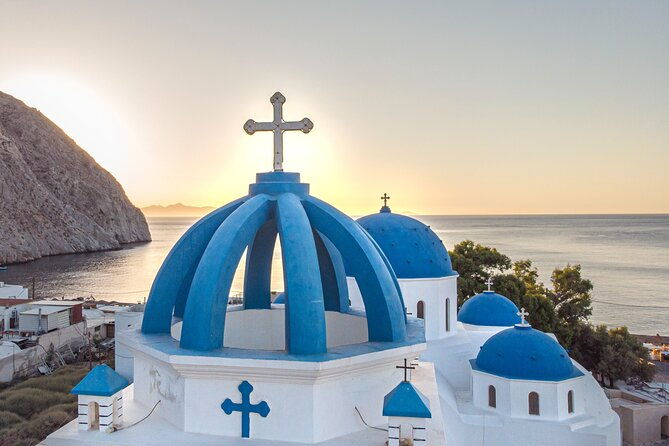 top-sights-of-santorini-with-wine-tasting-and-sunset-in-oia