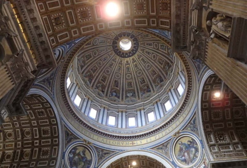 Top to Bottom Saint Peter's Basilica Tour with Dome Climb - The Experience in Detail