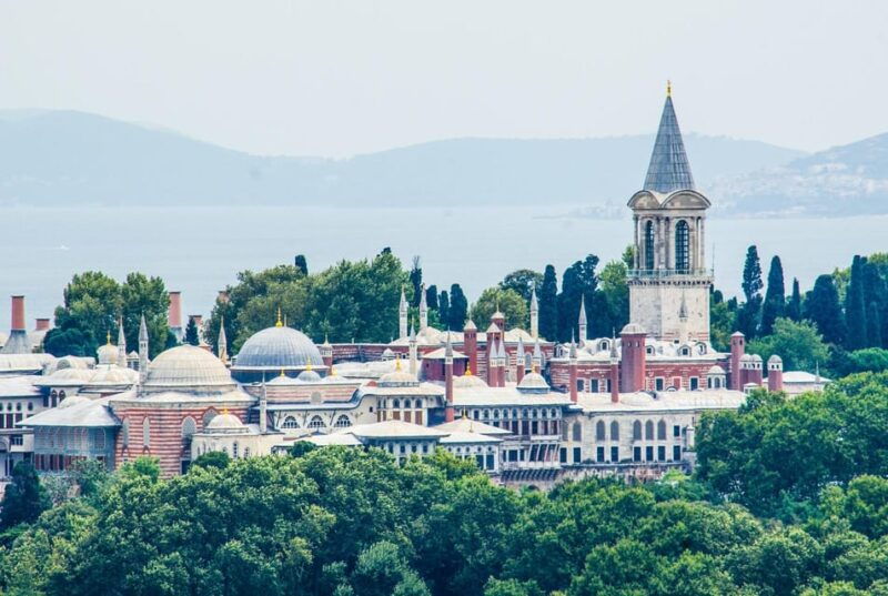 topkapi-palace-and-harem-istanbul-fast-track-tickets-tour-2