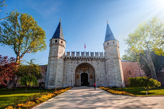 topkapi-palace-and-harem-istanbul-fast-track-tickets-tour