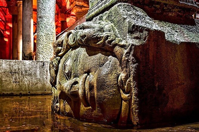 topkapi-palace-harem-basilica-cistern-the-grand-bazaar-tour