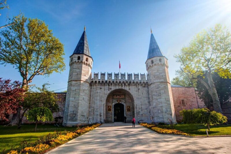 topkapi-palace-skip-the-line-ticket-guided-tour