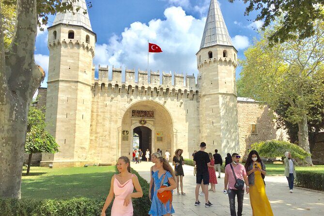 Topkapi Palace with Harem and Blue Mosque Guided Tour - What Makes This Tour Stand Out?
