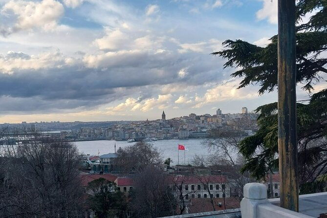 topkapi-palace-with-harem-walking-tour-with-guide