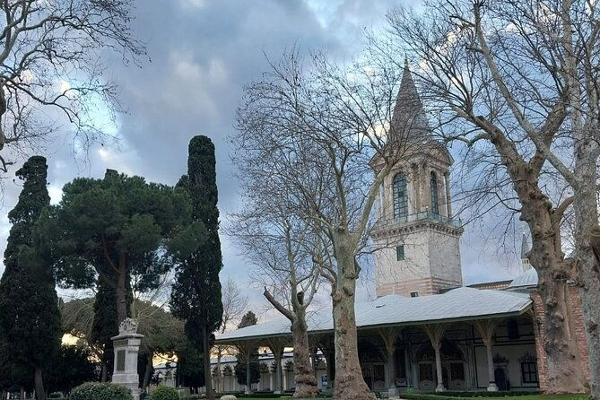 topkapi-palace-with-harem-walking-tour-with-guide