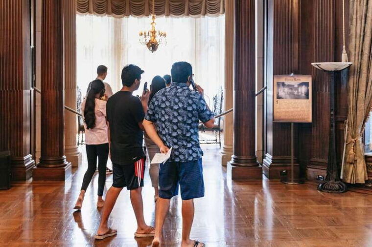 toronto-casa-loma-entry-ticket