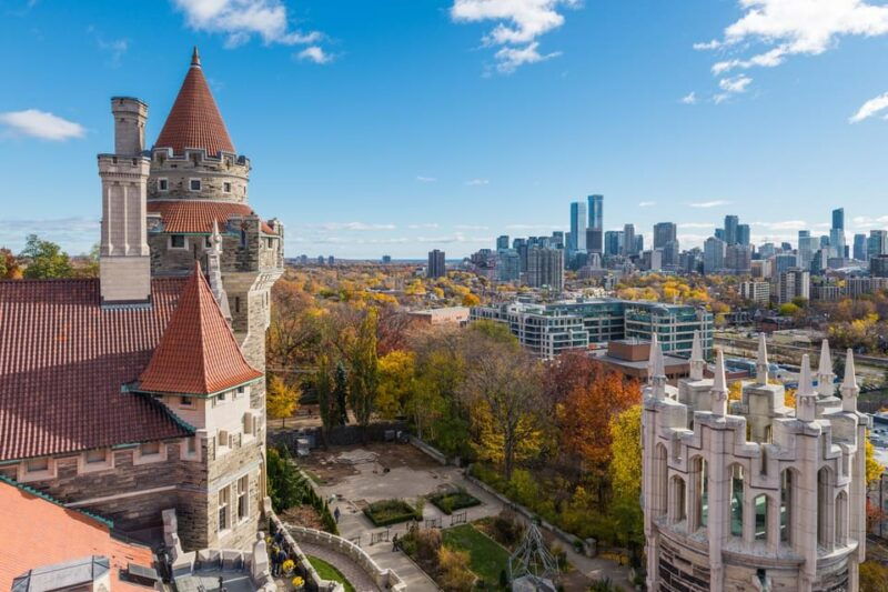 toronto-casa-loma-guided-tour
