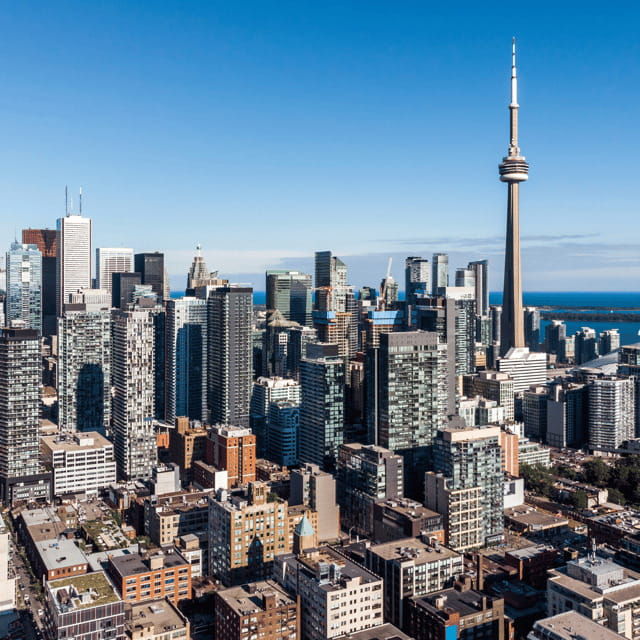 toronto-city-tour-by-day-or-night-2