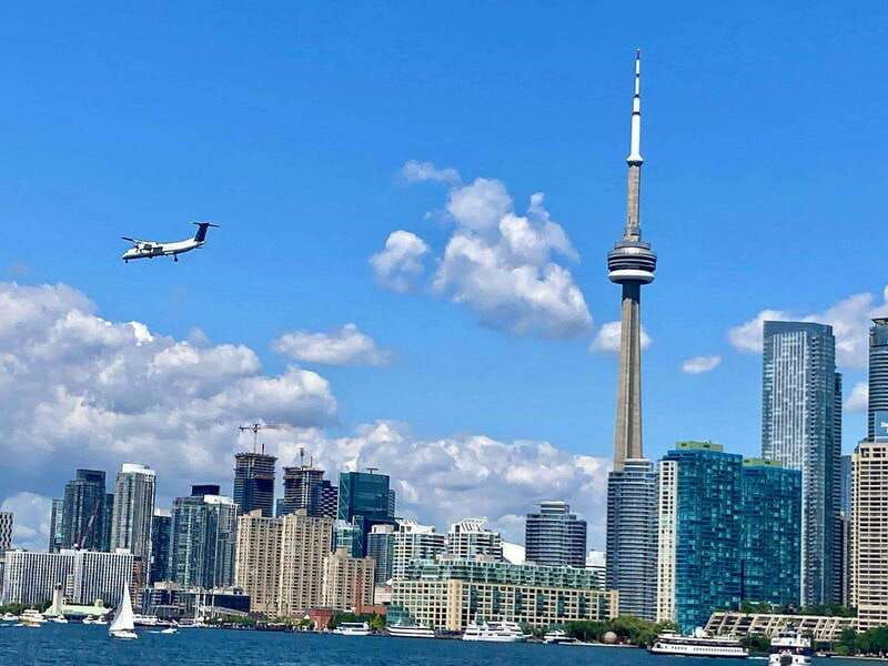 toronto-city-views-harbor-cruise