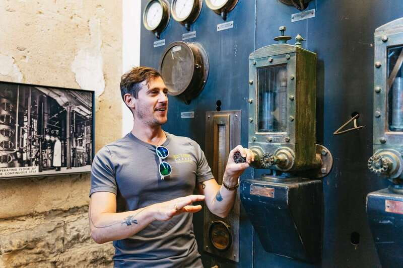 toronto-distillery-district-historic-walking-tour