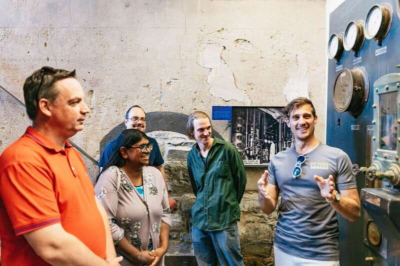 toronto-distillery-district-historic-walking-tour