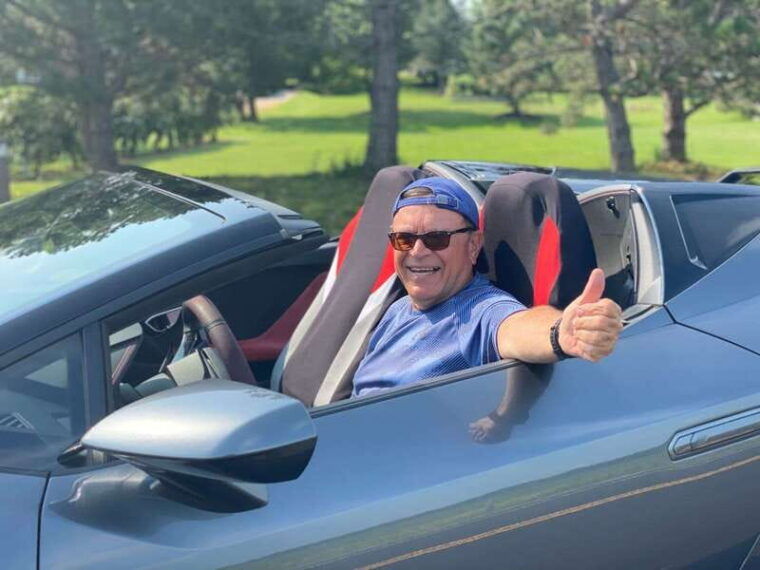 toronto-exotic-or-supercar-test-drive-on-hamilton-mountain