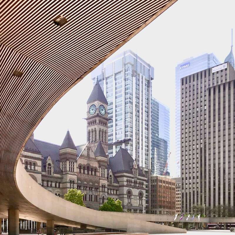 toronto-experience-path-a-32km-24mile-underground-walkway