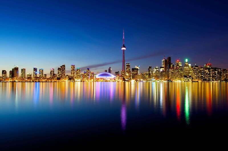 toronto-full-moon-sail-on-lake-ontario