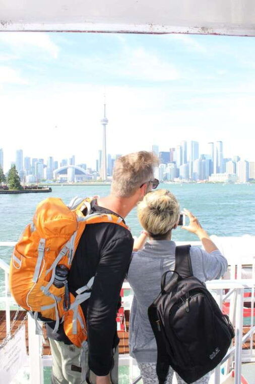 toronto-guided-harbor-and-islands-sightseeing-cruise