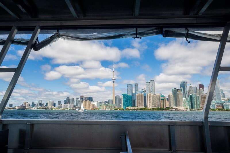 toronto-harbor-and-islands-sightseeing-cruise