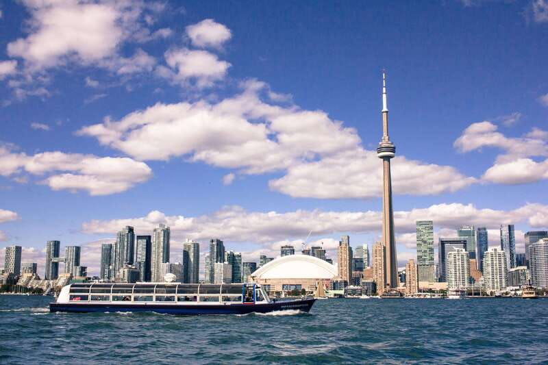 toronto-harbor-and-islands-sightseeing-cruise