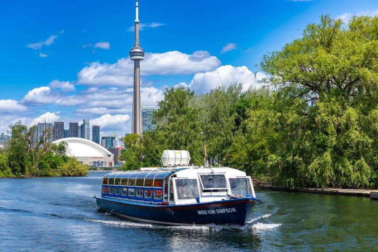 toronto-harbor-and-islands-sightseeing-cruise