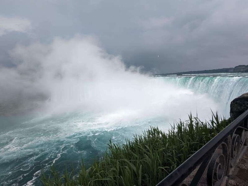 toronto-niagara-falls-day-tour-with-boat-tour-option