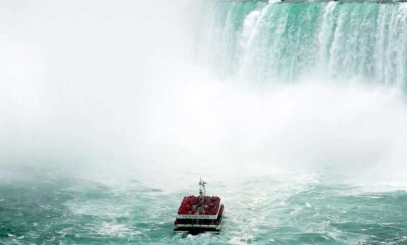 toronto-niagara-falls-day-trip-with-vip-maid-of-mist-cruise