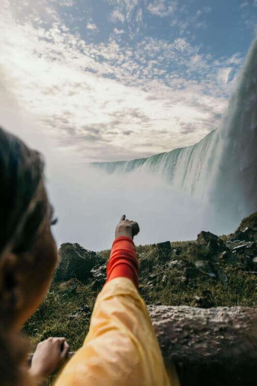 toronto-niagara-falls-day-trip-with-vip-maid-of-mist-cruise