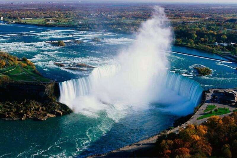 Toronto: Niagara Falls Tour Boat, Tower & Behind the Falls - FAQs