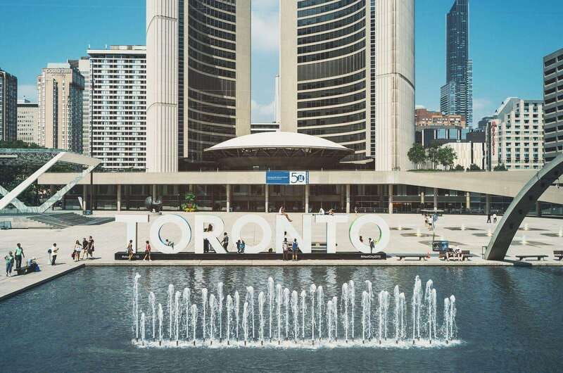 toronto-private-walking-tour