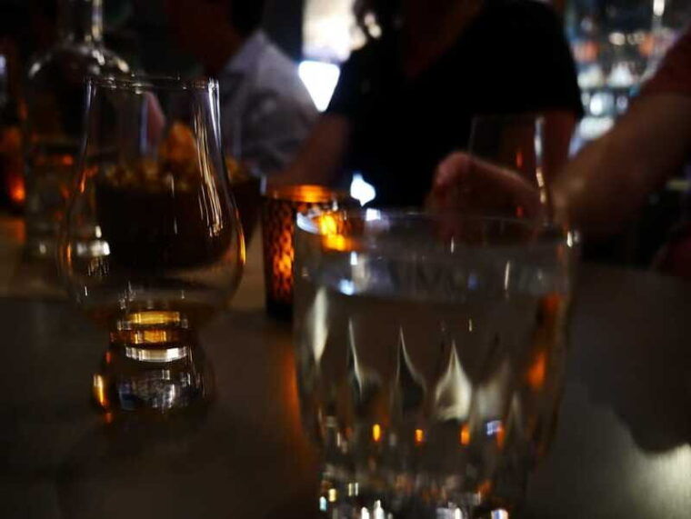 toronto-prohibition-spirits-history-walking-tour