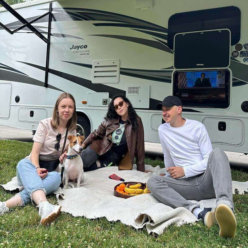 toronto-to-niagara-falls-rv-motorhome-tour-2