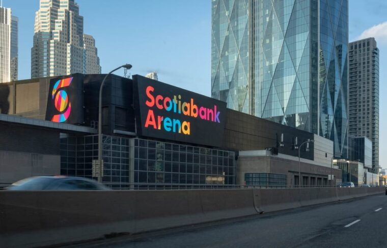 toronto-toronto-maple-leafs-game-ticket-at-scotiabank-arena