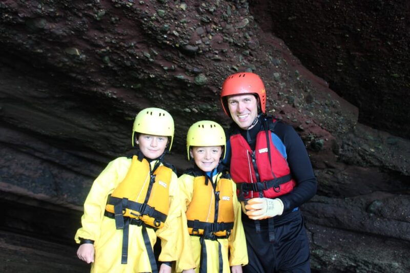 torquay-coasteering-5-geopark-tour-in-torquay