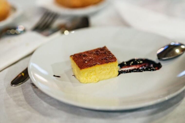 torremolinos-flamenco-show-with-dinner-and-drinks