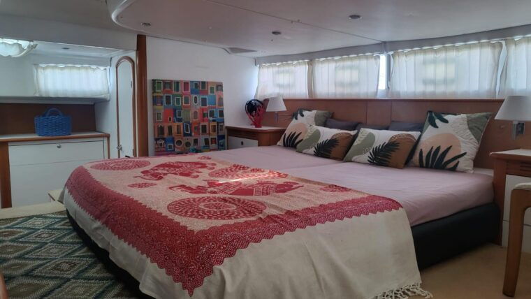 torrevieja-sunset-catamaran-tour-with-champagne