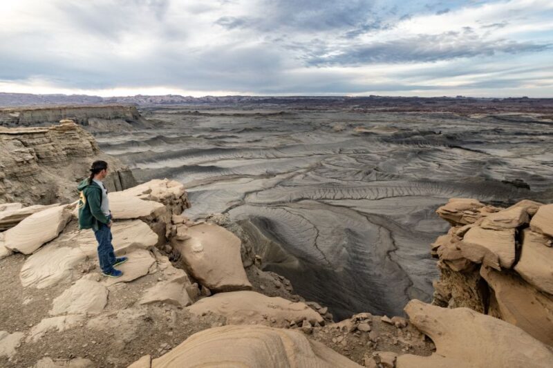 Torrey: Moonscape, Factory Butte, and Capitol Reef Park Tour - An Authentic Look at the Tour Experience  