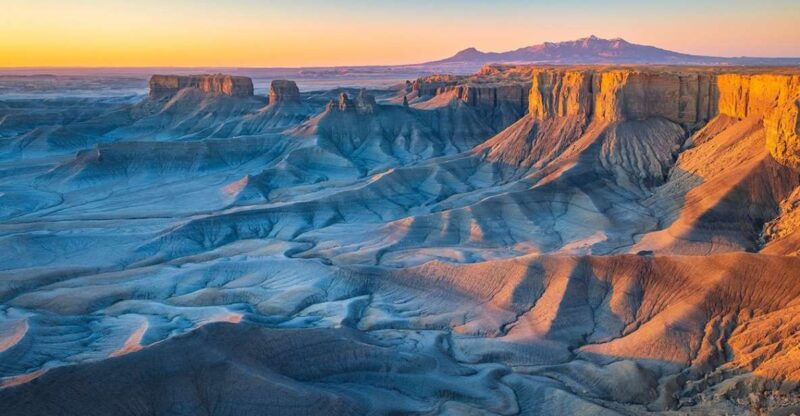 torrey-moonscape-factory-butte-and-capitol-reef-park-tour
