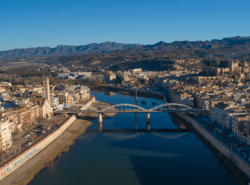 tortosa-guided-walking-tour-with-cathedral-visit