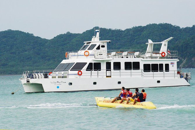tortuga-island-cruise-from-puntarenas