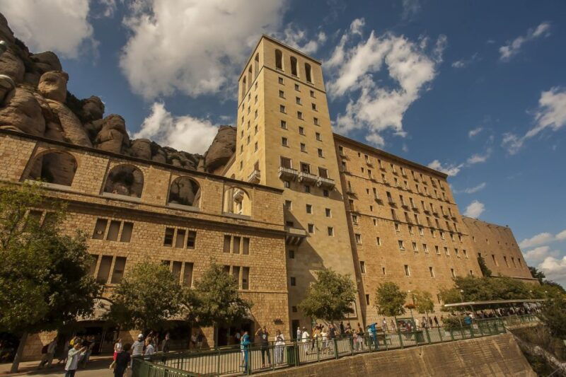 tot-montserrat-transport-museum-tickets-and-lunch