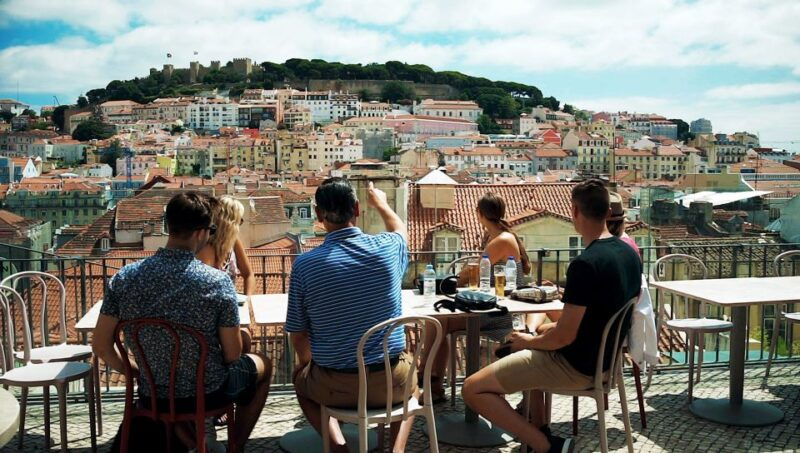 total-lisbon-experience-walking-tour-with-seafood-lunch