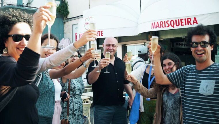 total-lisbon-experience-walking-tour-with-seafood-lunch