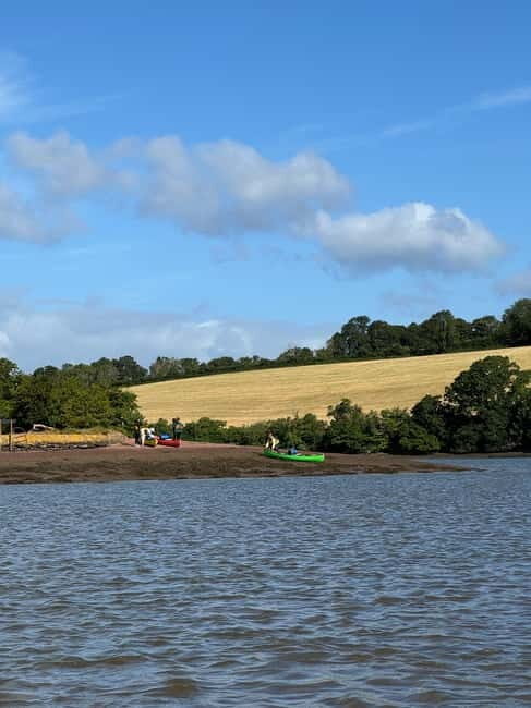Totnes: Canoe the River Dart - An in-depth look at the canoe trip on the River Dart