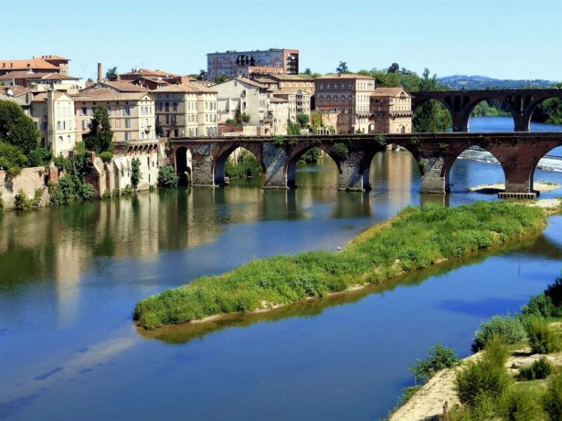 toulouse-albi-and-cordes-ciel-day-trip-with-audio-guides-2