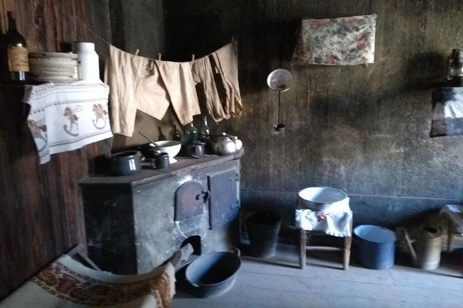 tour-around-lota
