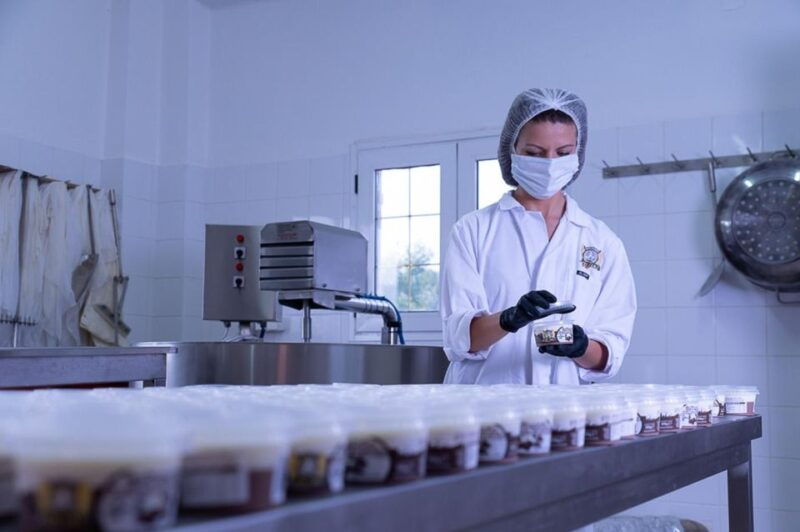 tour-at-a-farm-and-cheese-factory