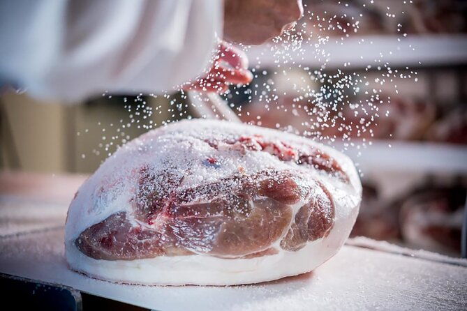 tour-at-a-parma-ham-producer