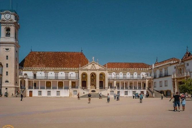 tour-between-lisbon-porto-or-porto-lisbon-with-several-stops