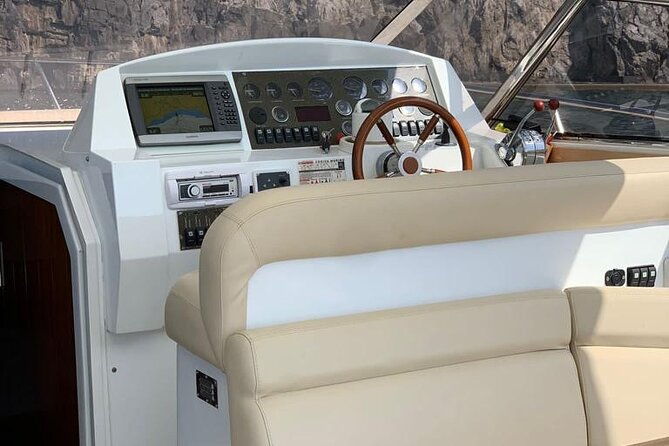 tour-boat-positano
