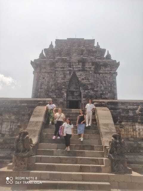 tour-borobudur-and-prambanan-temple